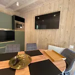 Ecovillage Le Hameau De La Semois 홀리데이파크