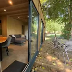 Ecovillage Le Hameau De La Semois 홀리데이파크 *