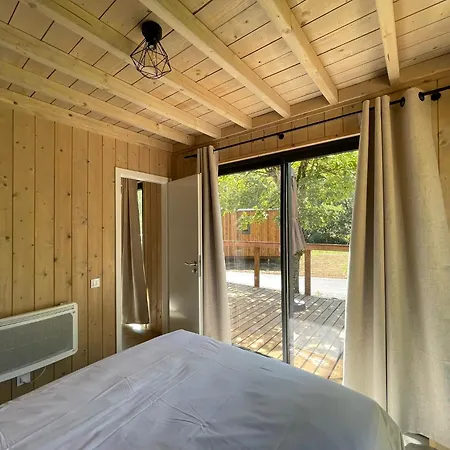 Kompleks wypoczynkowy Ecovillage Le Hameau De La Semois *